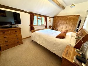 Photo 30- click for photo gallery